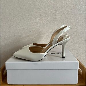 Carolyne Bridal 50 satin slingback pumps + cute dust bag